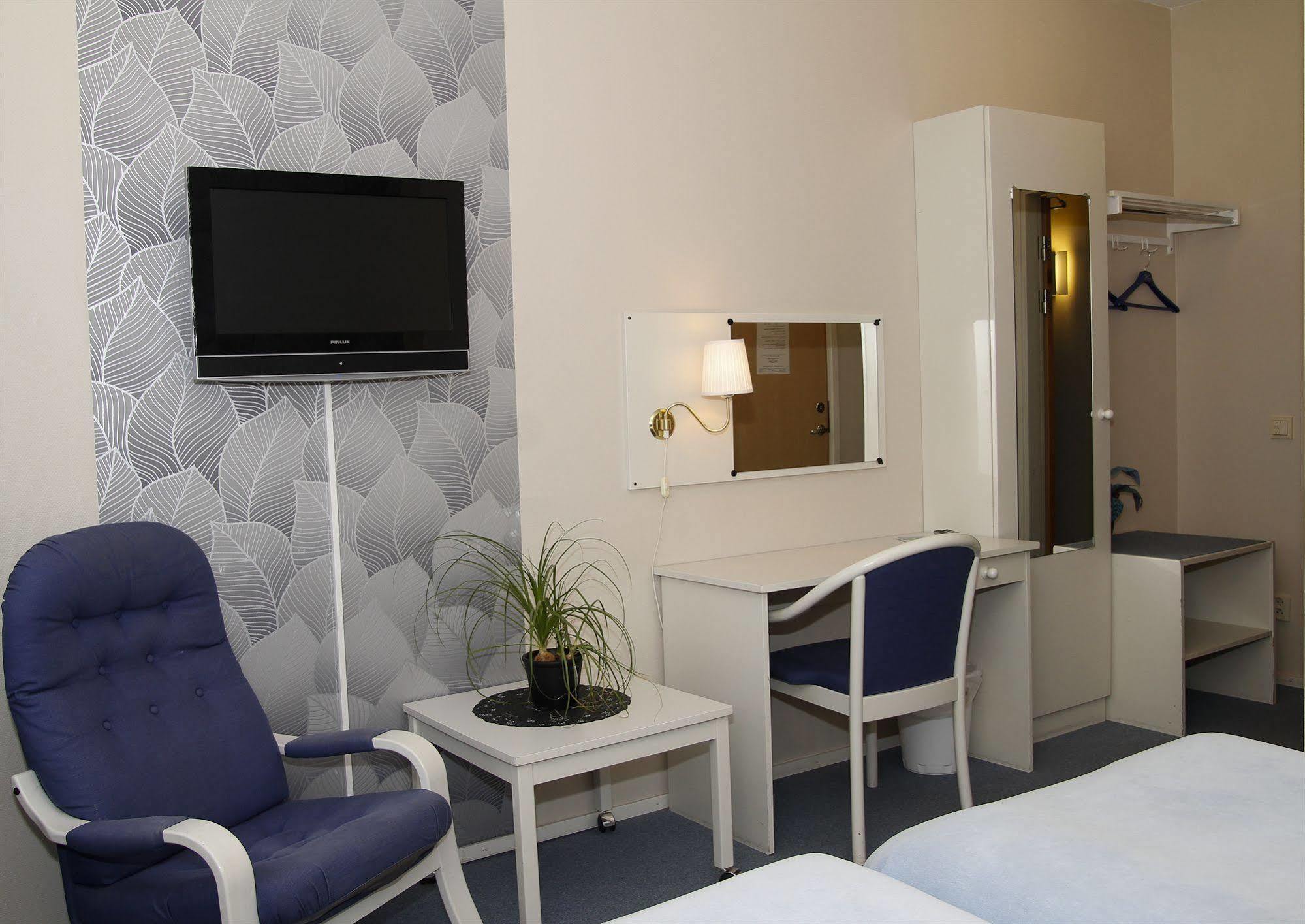 Hotell Angoeringen カールスクルーナ エクステリア 写真